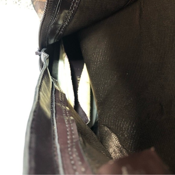 Fioni Vintage Pointy Toe Snakeskin Zip Up Ankle Booties - Picture 9 of 9